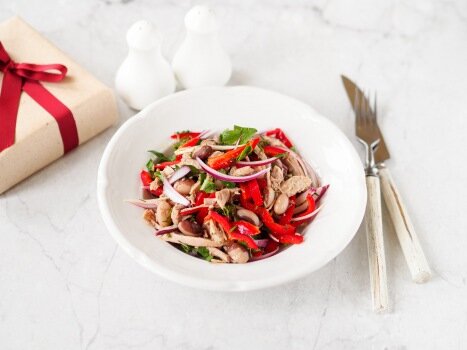 ТОП простых и вкусных салатов на Новый год — пошаговые рецепты с фото
