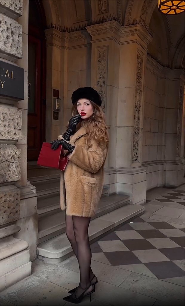 Листайте вправо, чтобы увидеть больше изображений