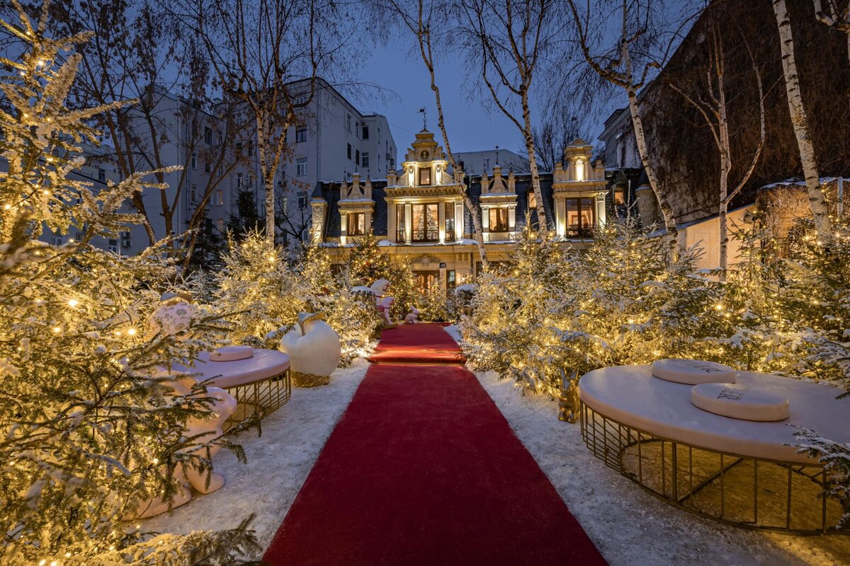    Фото: архивы пресс-служб, @tabakova_elena, @gusarova__elena Анна Батурина