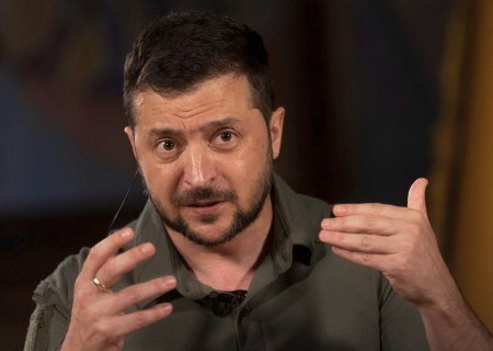    Зеленский похвастался новыми ракетами и зенитными комплексами