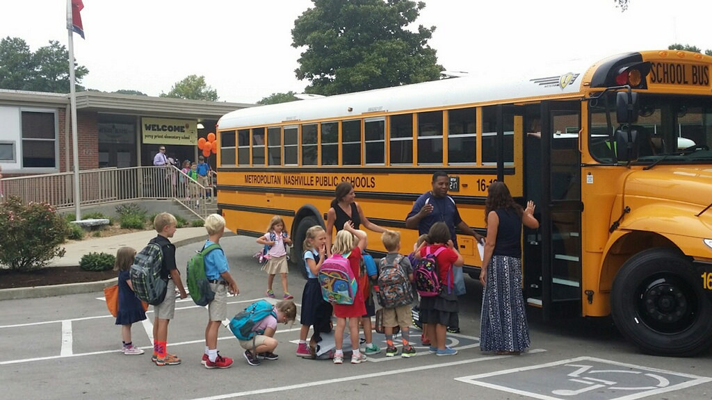 в каких школах есть автобус. в каких школах есть автобус. школьный автобус россия. школьные автобусы в россии 2022. в каких школах есть автобус.