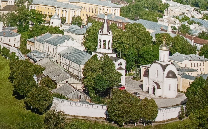 Современный вид Рождественского монастыря во Владимире.