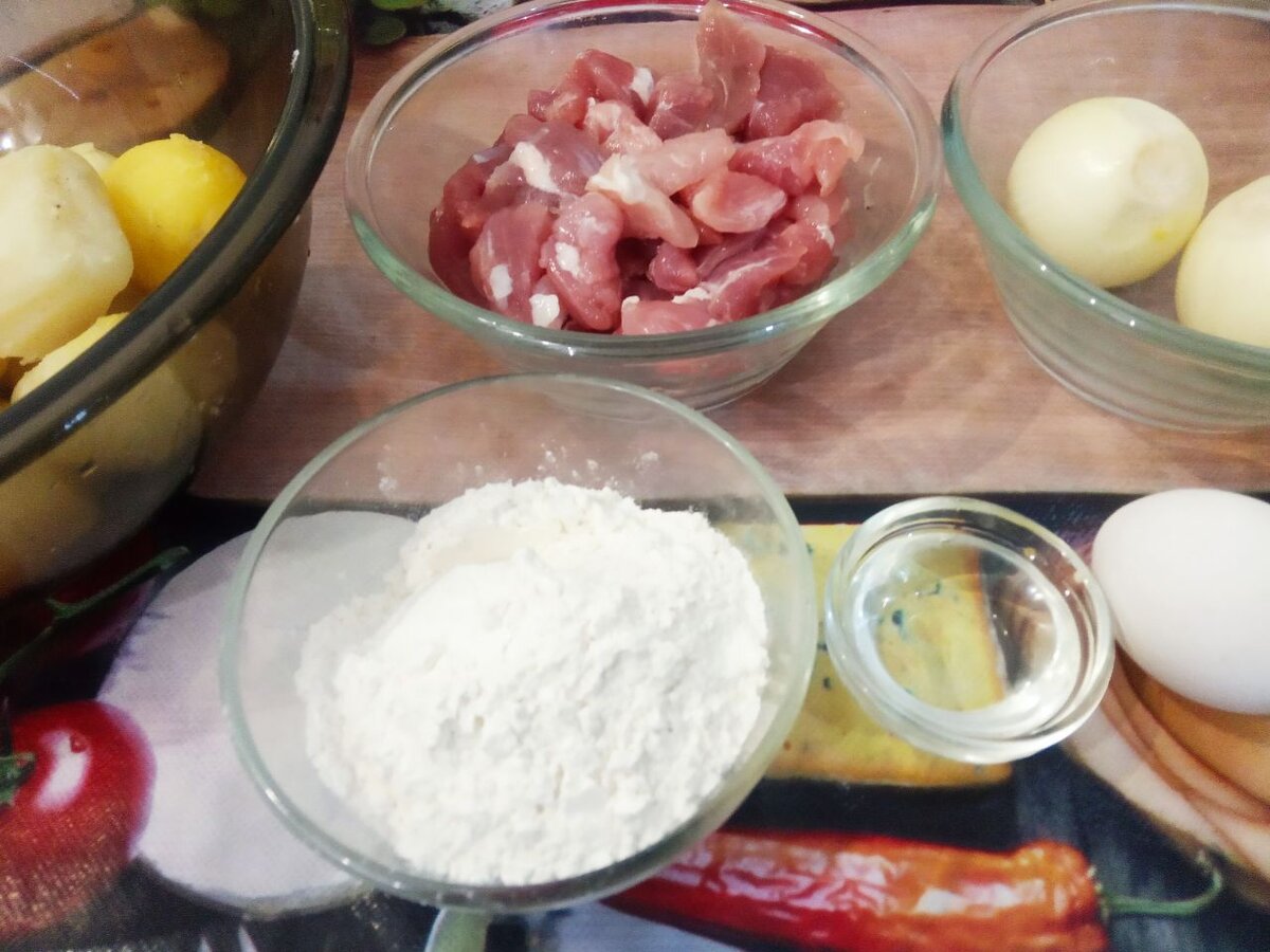 Ингредиенты для приготовления картофельных клецек