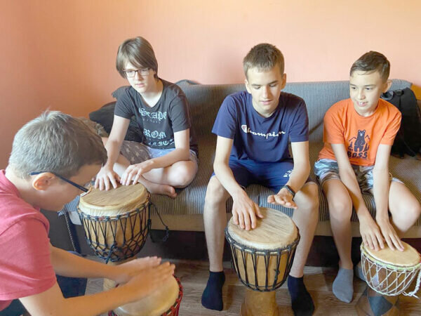    Музыка – язык, способный проникнуть в невербальный мир