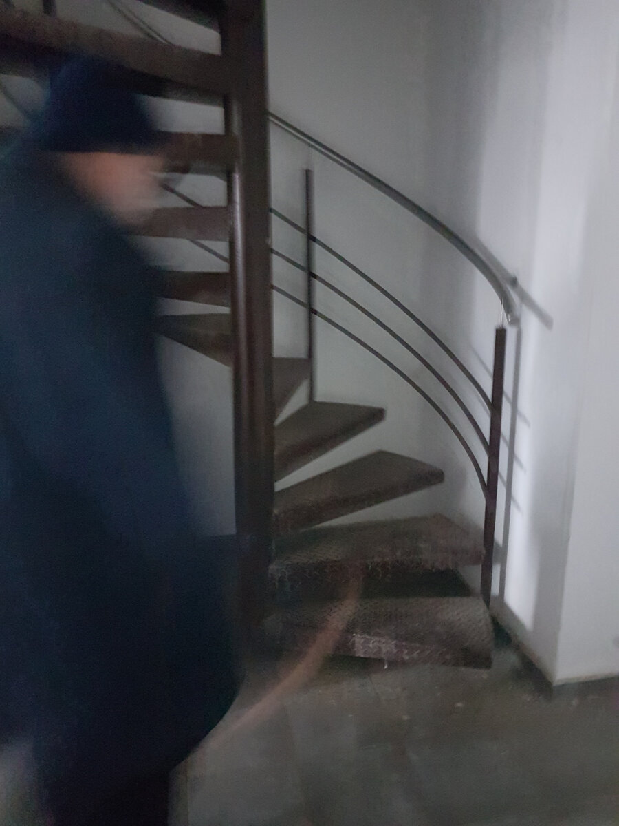 Это у меня уже руки начали дрожать от предвкушения подъема по такой лестнице на высоту 47 м)))