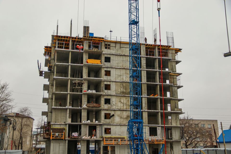 Новый жилой комплекс на проспекте Сибирском, 36 б. Автор: Виталий Барабаш