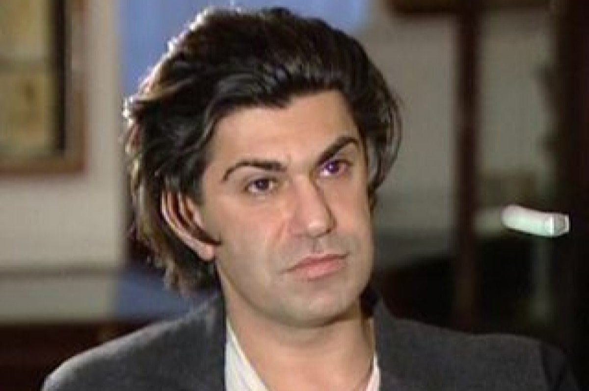    9-летняя Александра из Оренбурга получит в подарок скрипку от Цискаридзе.