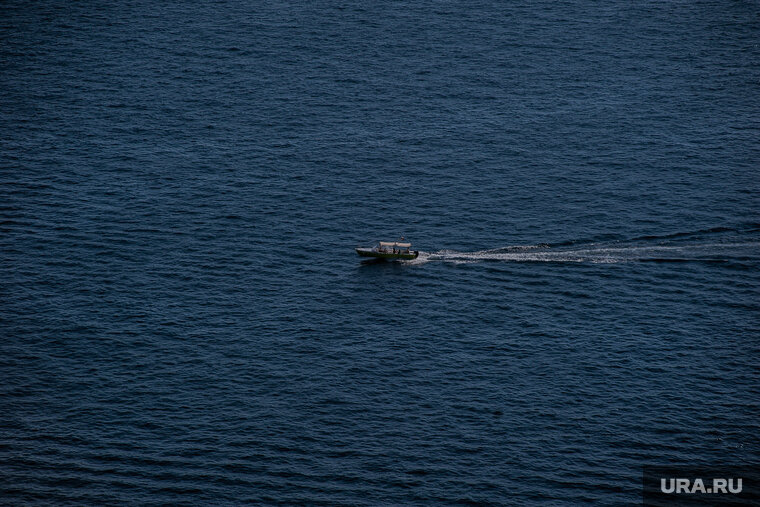    Спецслужбы оцепили местность