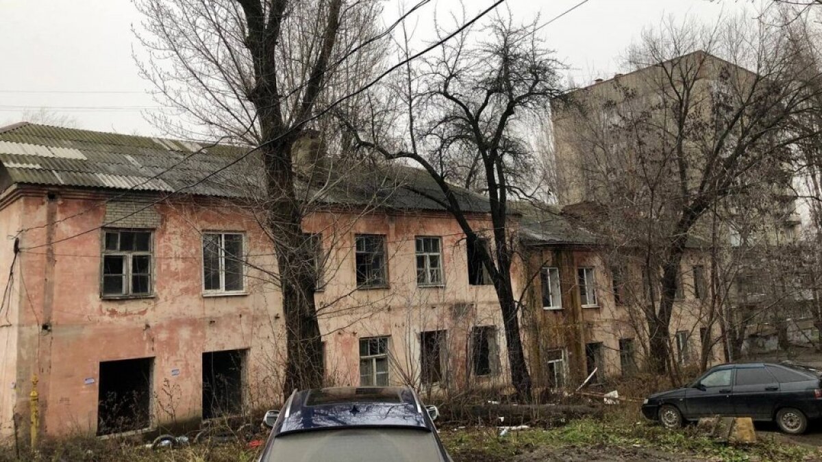 В Саратове расселение аварийных домов завершится до 31 декабря | Reporter64  Saratov | Дзен