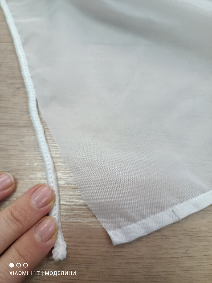 А вооон на шторе карандашом метка. Это готовый вид должен быть