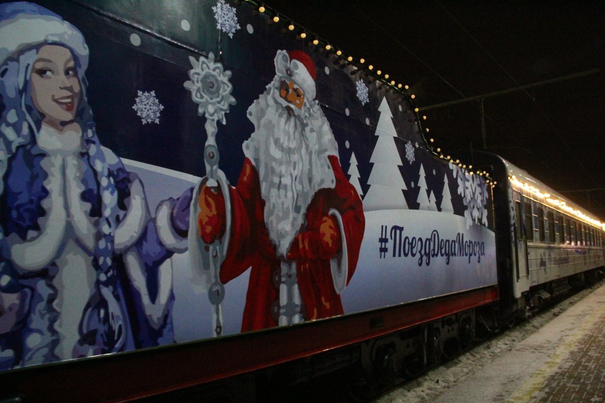    Псковичи за считанные минуты разобрали билеты на Поезд Деда Мороза