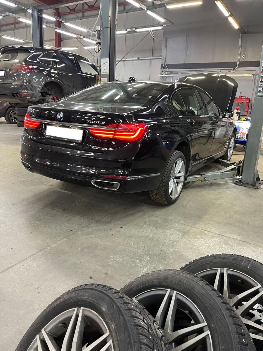 Автотехцентр полного цикла - это тот, где можно провести практические любые работы, от замены шин до сложного ремонта двигателя. 