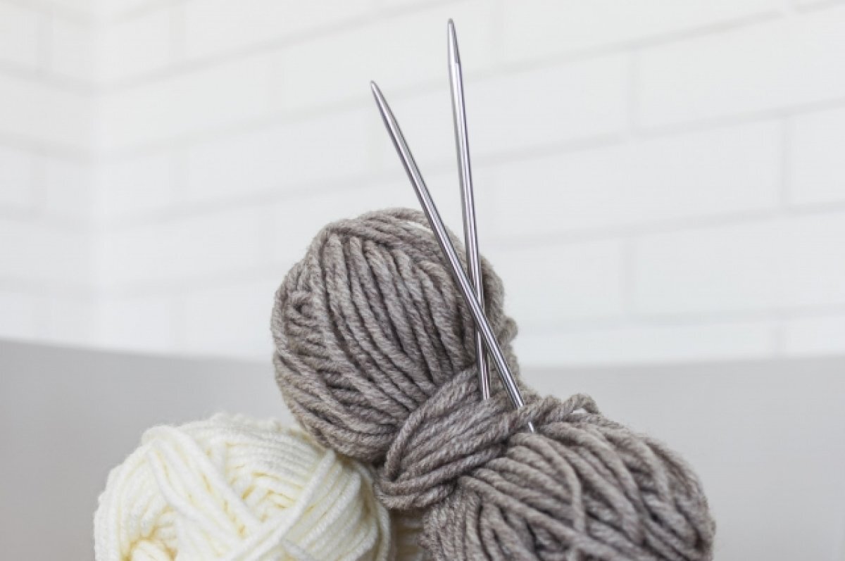    Вязальная спица проткнула лёгкое школьницы в ТРЦ «Лео Молл» в Петербурге