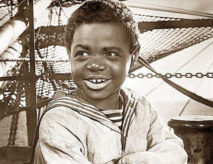 маленьких толя