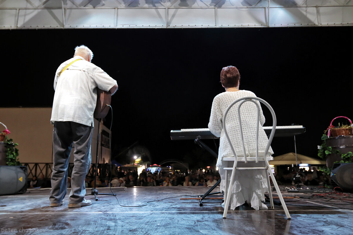 Вечерний концерт. Взгляд со сцены.