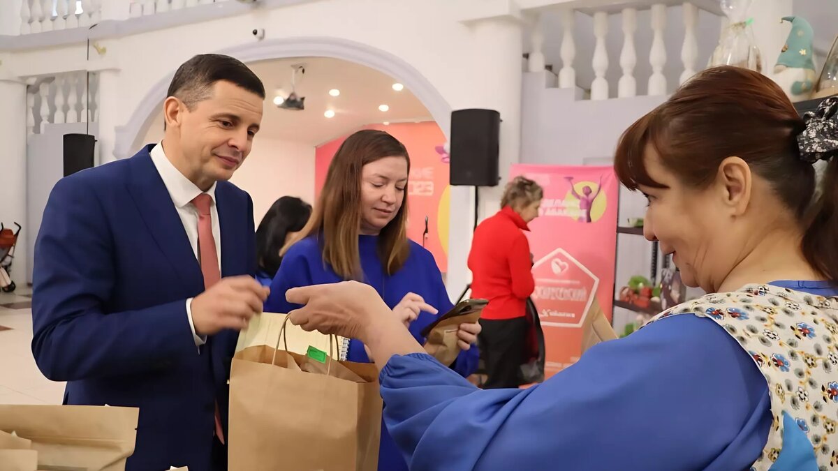     В городском центре культуры «Победа» открылась двухдневная выставка-продажа «Сделано в Абакане», сообщает администрация республиканской столицы.