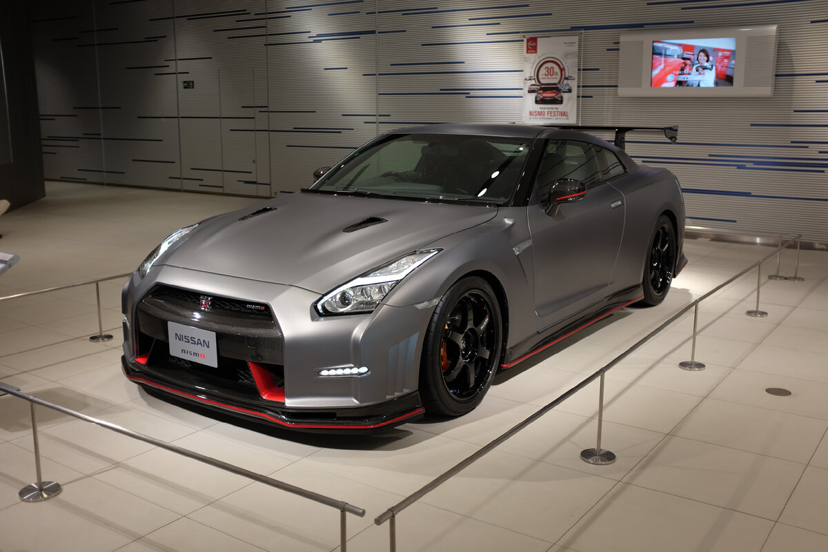 Nissan GTR нисмо