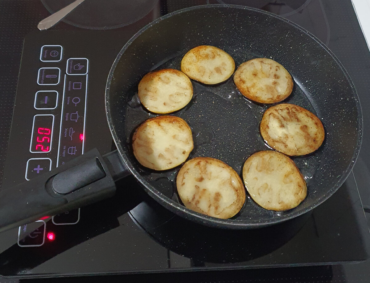 Закуска из жареных баклажанов с грецкими орехами. Готовимся к году Дракона!  | ХитрЮлькины рецепты | Дзен