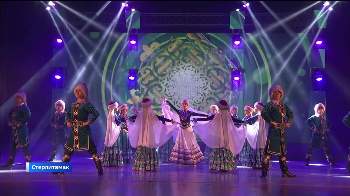    Башкирский республиканский колледж культуры и искусства отметил свое 90-летие