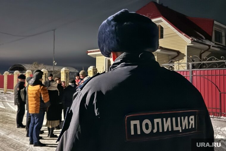    В Салехарде полицейские задержали мужчину, подозреваемого в поджоге дома (архивное фото)