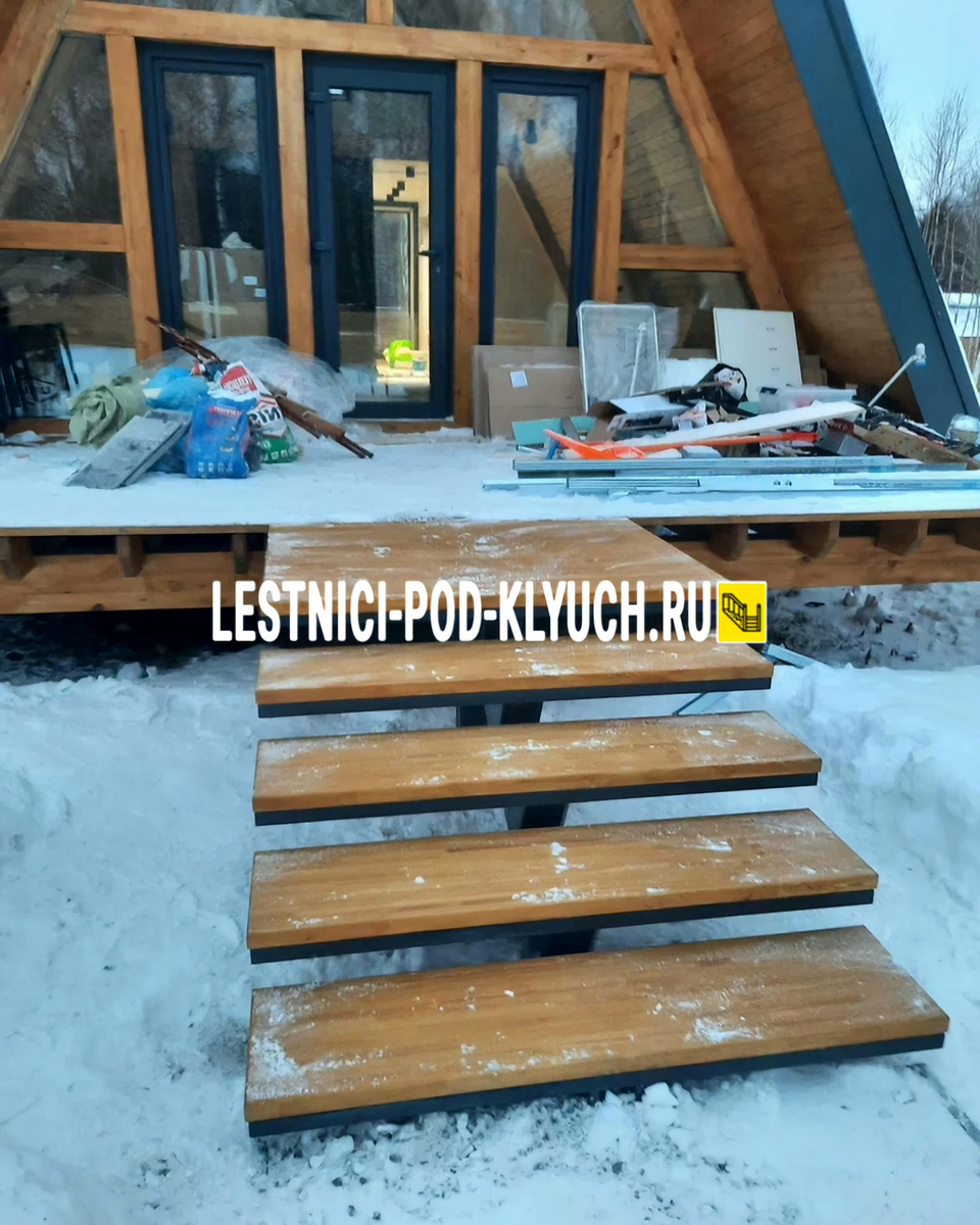 Принимаем звонки: пн-вс с 8:00 до 21:00 (+7 499 490-72-90). Электронная почта: info@lestnici-pod-klyuch.ru 