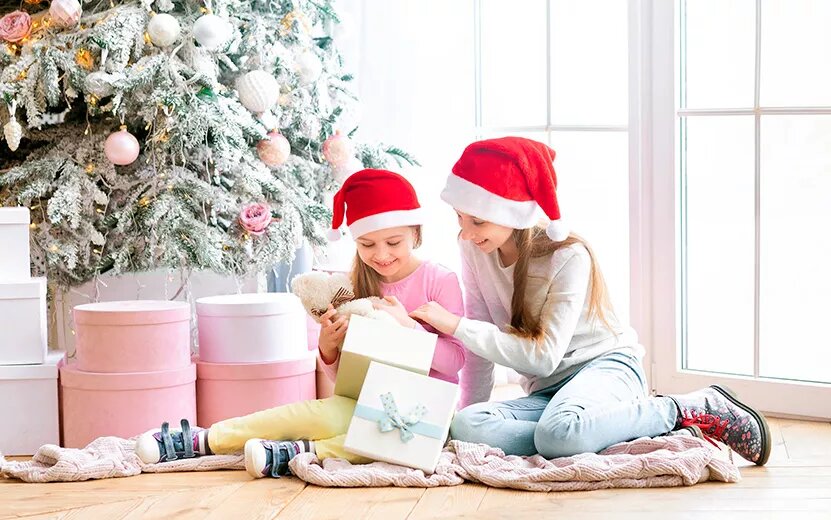    Что подарить ребенку на Новый год