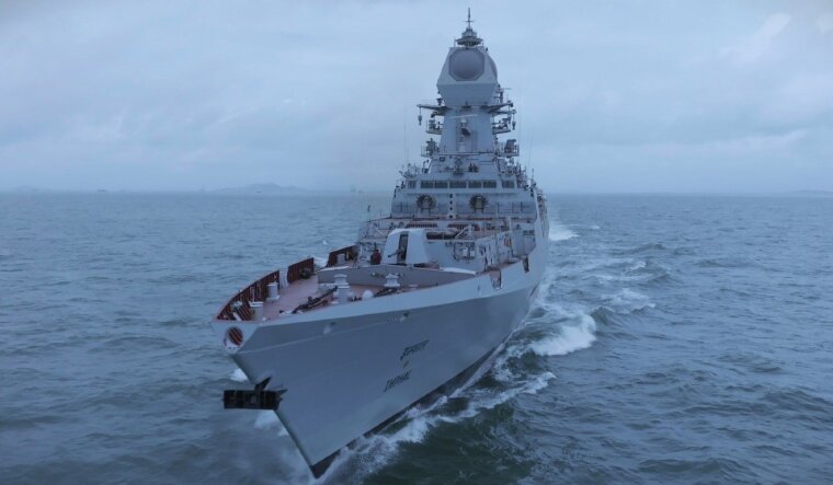 INS Imphal третий среди четырех эсминцев-невидимок с управляемыми ракетами проекта 15Б