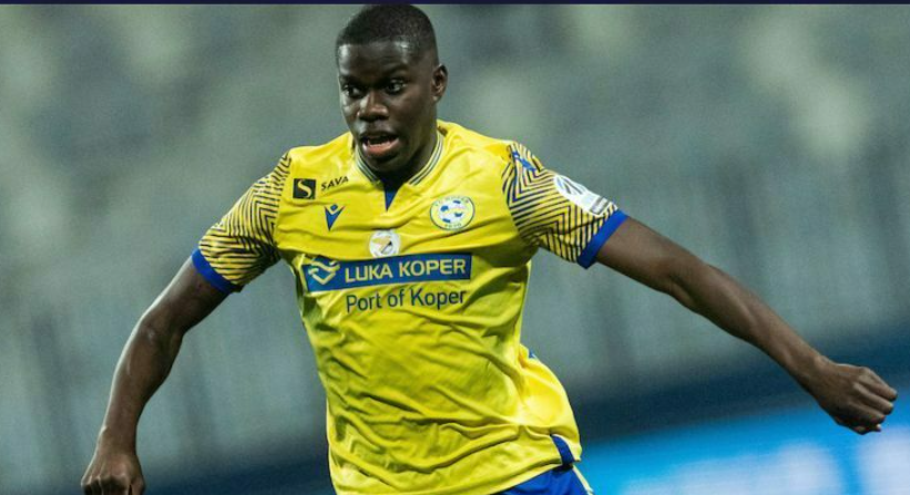 Опорник в ЦСКА, Перехват от «Зенита» и Обоюдная продажа «Спартака»: Последние трансферы РПЛ. Главное, что случилось на российском трансферном рынке.-3