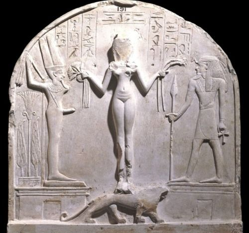 Считается, что Кадеш (также используется: Кодеш, Кедеш, Кетеш или Кадес) - появилась в древнеегипетской религии в позднем бронзовом веке, а ее имя, вероятно, было придумано египтянами на основе...