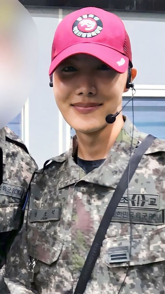 Мистер милитари-Позитив