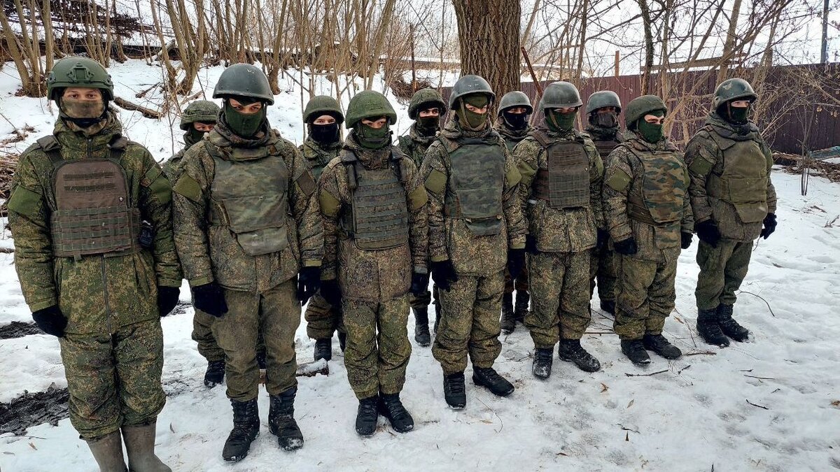    1,5 тонны полезного груза доставили бойцам группировки "Курск" из ЯНАО