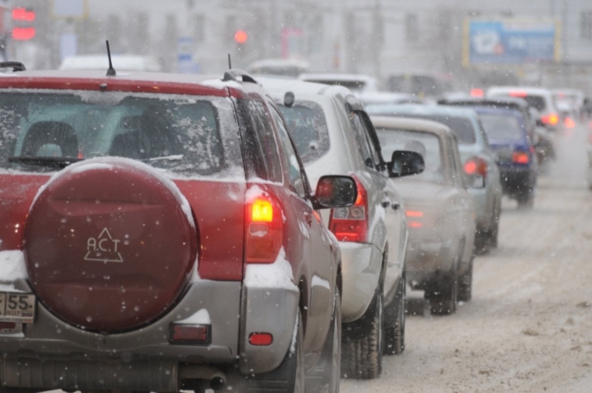    Тюмень вечером 5 декабря встала в десятибалльные пробки