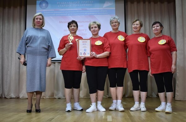     В Ивановской области провели чемпионат по чирлидингу среди пенсионеров