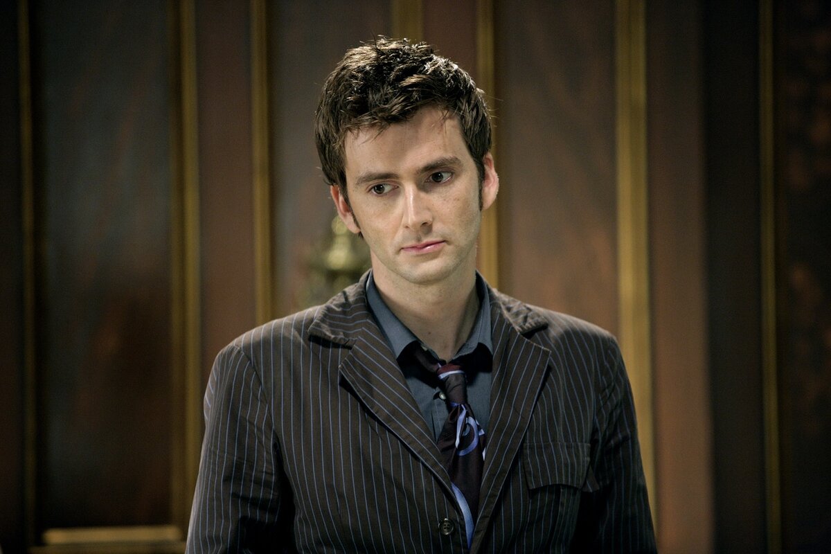 Дэвид теннант доктор christmas. 10 й человек. Дэвид теннант 10 доктор. Дэвид теннант 2021. 10 й человек.