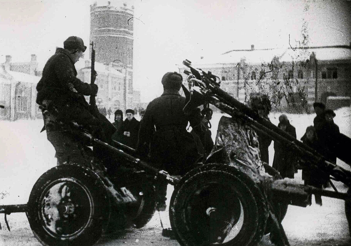 В 1941 году освободили город. Елецкая операция в великой отечественной войне. освобождение ельца 9 декабря 1941. 9 декабря 1941 года освобожден город елец. елецкая наступательная операция 1941 года.