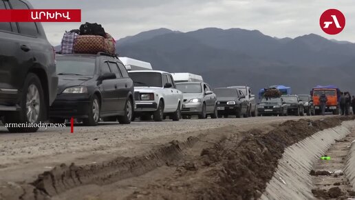 Video herunterladen: «Мама, когда мы вернемся в Арцах?»: Как живет в Армении многодетная арцахская семья