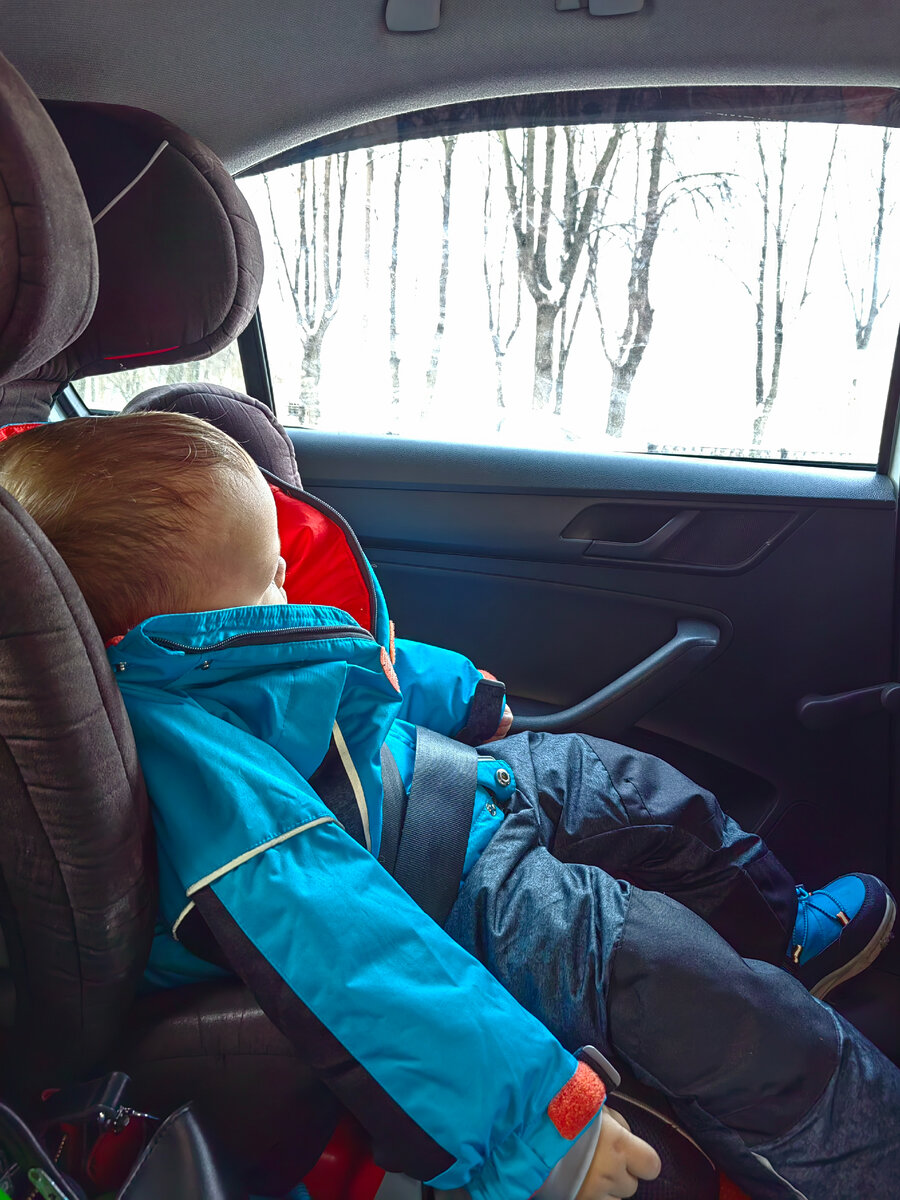 Сынок успел подремать