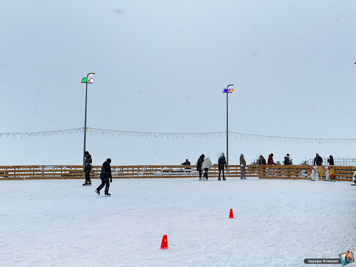 На фото – каток у «Флагштока»