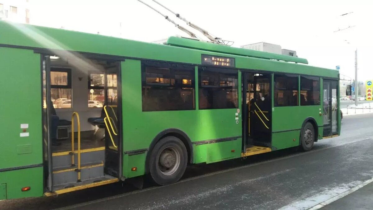     В Казани за 11 месяцев 2023 года заменено более 29 тысяч метров контактного провода для электротранспорта. Предварительные итоги опубликовали в МУП «Метроэлектротранс».