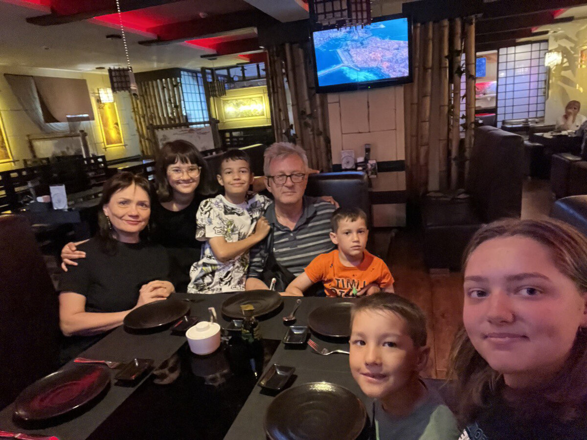 Отмечаем день рождения нашего любимчика