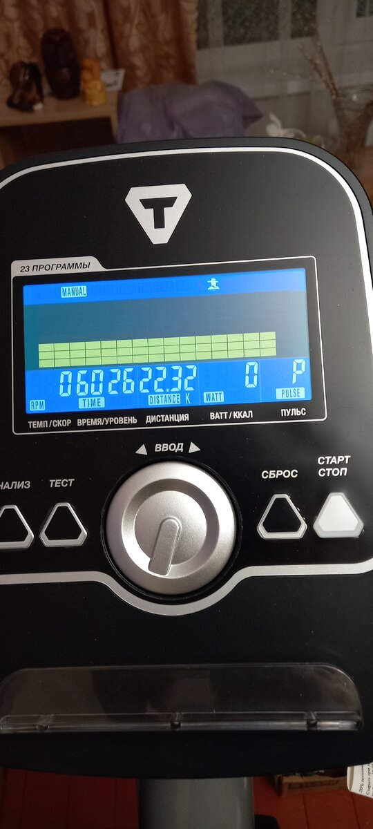 Час на элипсоиде - 3 раза в неделю и силовых занятий парочку