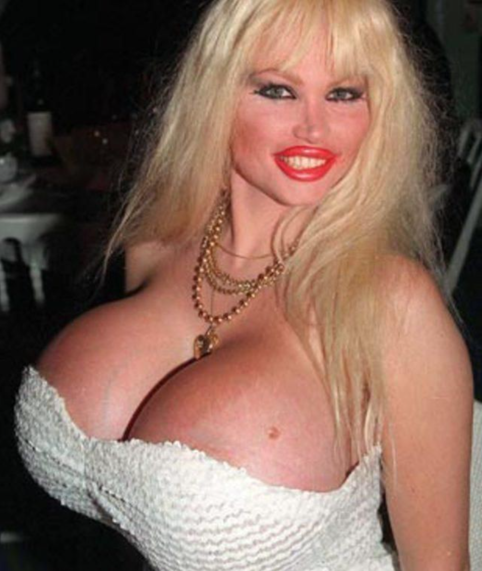 огромная грудь женщин мира фото 28