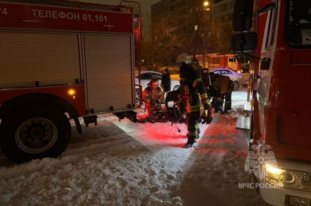    Четыре человека пострадали при ночном пожаре в красноярской пятиэтажке