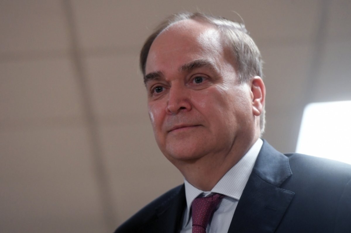    Антонов осудил США за спекуляции на вопросах защиты украинских детей