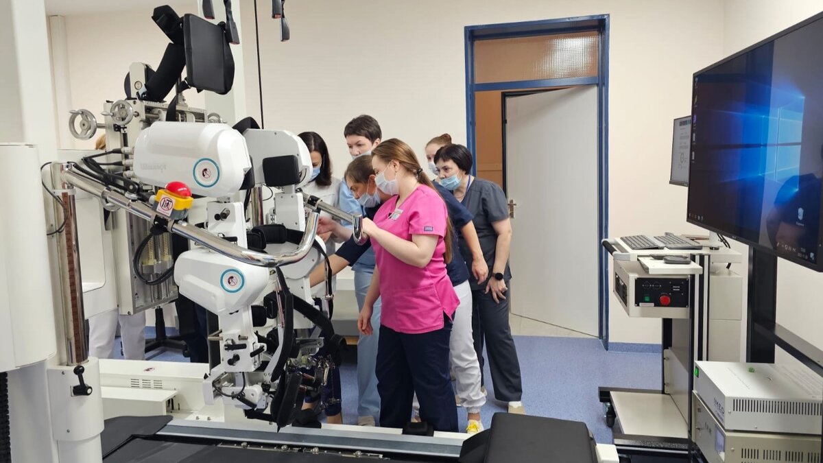    В ОКБ Ханты-Мансийска появился робот для реабилитации