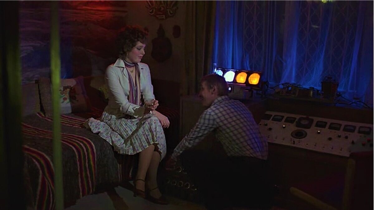 Кадры из фильма экипаж 2016. Агне грудите в фильме экипаж. Экипаж дома. Экипаж 2016 лорд. Кадры из фильма экипаж 1979.