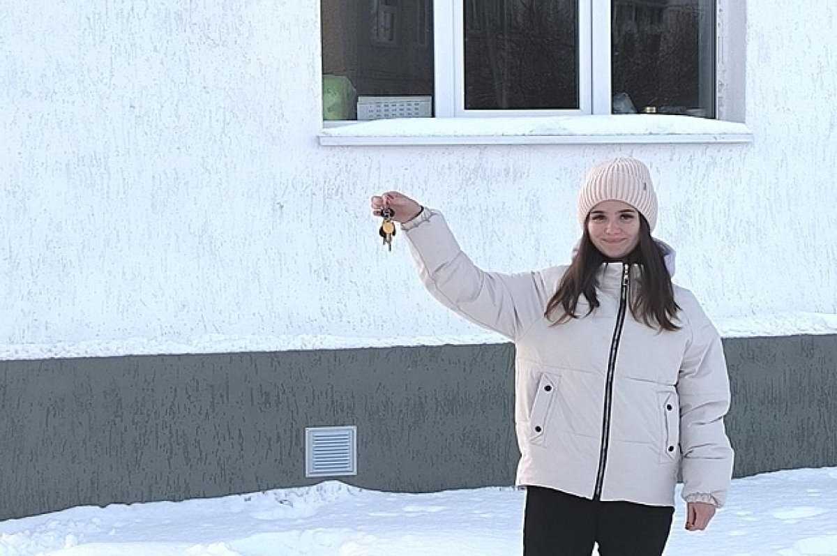    Новое жилье в Ревде получили более 100 детей-сирот