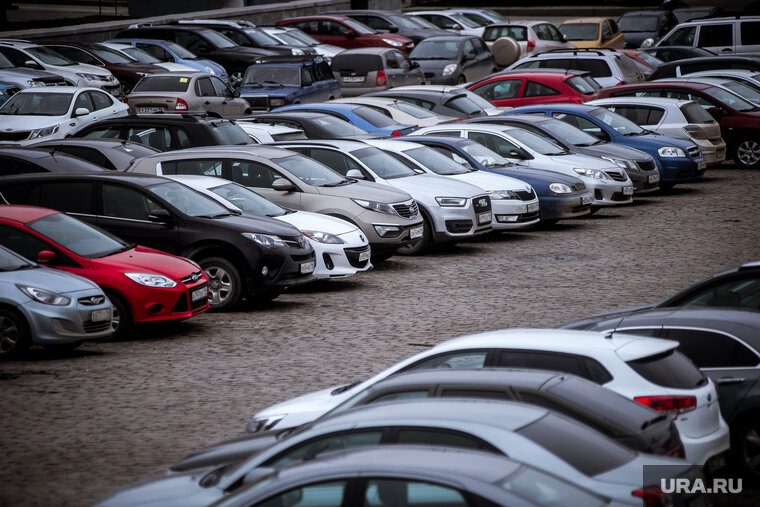    Екатеринбургские водители вошли в топ 3 регионов по самому высокому баллу за прохождение теста на знания ПДД