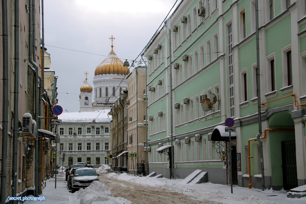 Прозаический дом в Лебяжьем переулке с поэтичными панно, или Где прячутся  работы Васнецова и Врубеля | Тайный фотограф Москвы | Дзен