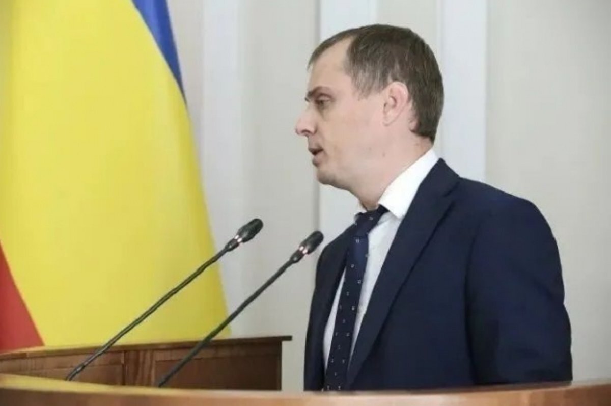    Андрей Майер работал министром четыре года.